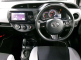 運転席はその車の重要ポイント。ぜひ実際にご乗車ください。お待ちしております。