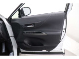 運転席ドア。除菌、消臭済です。