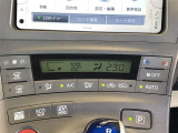 オートエアコンを装着しておりますので車内をお好みの快適な温度に保つことが可能です!