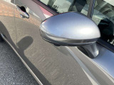 ウィンカードアミラー☆ライトの点滅で対向車、歩行者などに曲がることを知らせることができるので安心・安全につながりますね♪