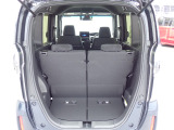 ◆定員乗車時のカーゴルームです。普段のお買い物の荷物やたくさんの収納が可能です。