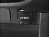 DC12V/100W電源が付いています。