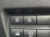 両側電動スライドドアのスイッチ付です。車内からもスイッチひとつで楽にドアの開閉が可能です。電動なので開閉時に力を使う必要がなく、半ドアになることもありません!