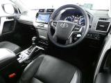 視界も広々で見晴らしの良い運転しやすいコックピットです。