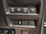 後席のドアを運転席から開閉可能です!