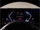 【BMWライブ・コックピット】コントロール・ディスプレイとインスツルメント・ディスプレイから構成されるディスプレイ・ネットワークにすべての情報がより分かりやすく表示されます。