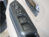 ◆パワーウィンドウスイッチ◆運転席から全席の窓の開閉操作を行うことが出来いつでも換気ができます!
