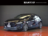 中古車専門再生工場にて熟練専任スタッフが丁寧に清掃、仕上げを実施しております。また、お客様に安心してご検討いただける様、公取協が定める基準に基づき車両検査を実施し、車両状態評価証を発行しております。