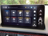 Android AutoとApple CarPlayに対応!お気に入りの、AndroidやiPhoneのアプリを車内ディスプレイに表示し、ハンズフリーでオーディオやナビなどをご利用いただけます。