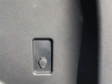 ラゲージスペース内アクセサリーソケット