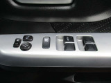 自社整備工場を完備!ご購入後のアフターメンテナンスもロイヤルに全てお任せください!