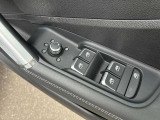 最新鋭の自社整備工場にて、車検・点検は勿論の事、あらゆるご要望にお応えすべく輸入車ディーラーならではの最新のコンピューターシステムとベテランの整備士がバックUP!