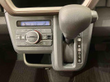 納車前にはプロのメカニックが、各部の点検を行います。ディーラーにしか出来ない品質、そしてサービスできっと満足していただけると思います!