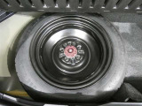 【応急用タイヤ】応急用タイヤが付属します。こちらもしっかりと点検してお渡しいたします。
