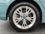 BMW専門のメカニックが、100項目にも上るポイントを徹底的にチェック。交換基準に達した部品があれば、弊社負担にて交換後、お客様へご納車致します。