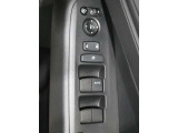 運転席のスイッチ類です。