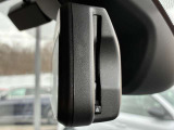 快適なショールームにて、お車選びのお手伝いから、ご購入後の整備待ちまで、ご対応致します。