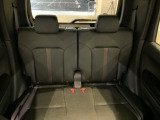 専門業者にて内外装のクリーニングを実施しております!