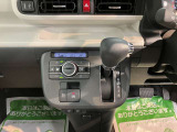 エンジンオイル、オイルエレメント、ワイパーゴム交換。その他バッテリーやベルト類など点検の上、必要な場合には交換してお渡します。