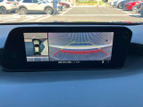 見えない部分の危険察知をサポートする 360度ビューモニター 低速走行時や駐車時に車両周辺の確認を支援するシステムです