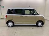 軽自動車、小型車を中心に常時300台展示車を御用意させて頂いております