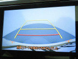バックガイドモニターが装備されていますので、後方視界もしっかり確保出来ます!車庫入れが苦手な方も安心のアイテム!!