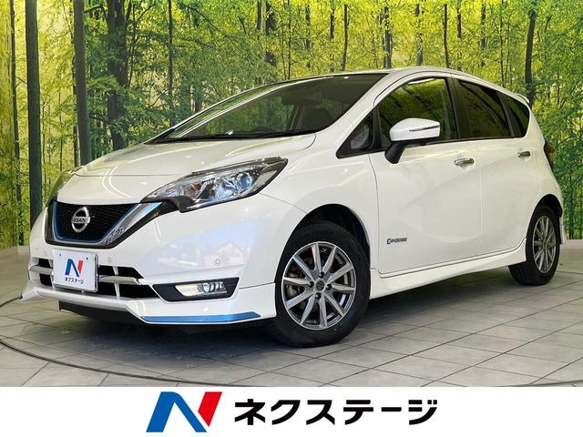 ノート 1.2 e-POWER メダリスト FOUR 4WD