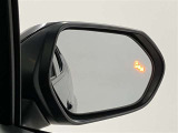 当社のU-Carは隅々までチェック、整備した高品質車をお客様の元へお届けしています。