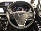 ハンドルは車を運転する上で、ずっと握っている重要なパーツです。手にフィットする物がいいですよね♪