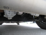 下回りを錆から守る防錆塗装をお勧めしております。車種によって金額が異なりますので、詳しくは弊社スタッフへお尋ね下さい。
