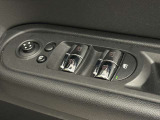 使いやすい配置とMINIらしいデザインが魅力のスイッチパネル