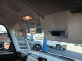運転席/助手席サンバイザーにはバニティーミラーが付いてます☆