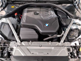 【BMWエンジン】革新的なガソリン・エンジン・テクノロジーによる高性能かつ高効率。レスポンスの良いパワーを発揮。常にスムーズな吸気を実現しアクセル開度にダイレクトに反応しドライビングを楽しく演出。