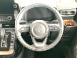 【純正革巻きステアリング】上質な革を使用することで、手にしっかり馴染みとても運転しやすいハンドルです♪