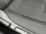 運転席シート薄いシワ