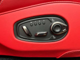 ☆八光カーグループは、世界の3つのブランドの正規ディーラーを運営しております☆ 無料お電話でのお問合わせ:072-724-8887 営業時間:10:00〜18:30(定休日:毎週水曜日)
