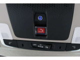 緊急通報ボタンが装備されています。ホンダコネクト対応。ご利用には、Honda Total Care プレミアムのご加入が必要です。