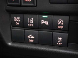 ◆障害物センサー◆車庫入れの時などに近くに障害物がある場合、障害物までの距離を音で知らせてくれます。