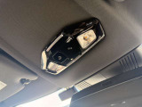 エアバッグが展開するような深刻な事故が発生した際、車両からコール・センターへ自動的にSOSコールを発信します。ドライバーが事故の衝撃で意識を失っている場合でも、的確かつスピーディな救急対応が可能です!