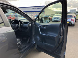 累計5万台以上という豊富な買取実績で培われたプロの目利き力で車両を厳選。状態の良い車を見極める技術が高いため、年式や走行距離以上にコンディションの優れた高品質車が揃っています。