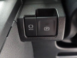 電動パーキングブレーキ&オートブレーキホールド機能つき♪日々の運転が楽になります。