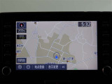 ディスプレイオーディオを装備。スマホとクルマをつなぐことで、これまでのナビに加えて、いろんなサービスが楽しめます。