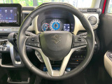 【純正革巻きステアリング】上質な革を使用することで、手にしっかり馴染みとても運転しやすいハンドルです♪