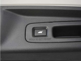 ◆パワーテールゲート◆キーや運転席のボタン、ハンズフリー機能など多彩なアクセスで自動開閉できます。