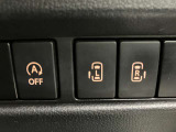 【運転席パワースライドドアスイッチ】運転席から後席のドアの開閉の操作を行うことができます。