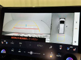 バックモニター付なので後退時に後方が見えるので安心。 車は構造上、死角がたくさんなので万が一を考えると必須ですね。 あくまで補助の為の装備、バックは目視で確認する事が重要ですよ。