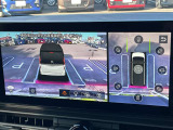 【アラウンドビューモニター】車両周辺をモニターで確認できて、駐車が苦手な人でもスムーズに駐車できます