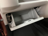 国道1号線沿い(京都方面)にございます。公共交通機関ですと京阪電車「枚方市」(京橋から特急で1駅)よりバス「国道池ノ宮」徒歩約5分です。
