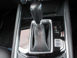 DCT、CVT、従来型のATなど、すべてのトランスミッションの利点を集約し、ロックアップ領域を大幅に拡大し伝達効率の向上とマニュアルトランスミッションのようなダイレクト感を実現した自社製ATです。
