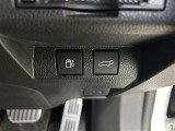 パワーバックドアを装備しております。